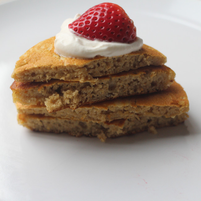 Peaceful cardamom pancakes with cream.